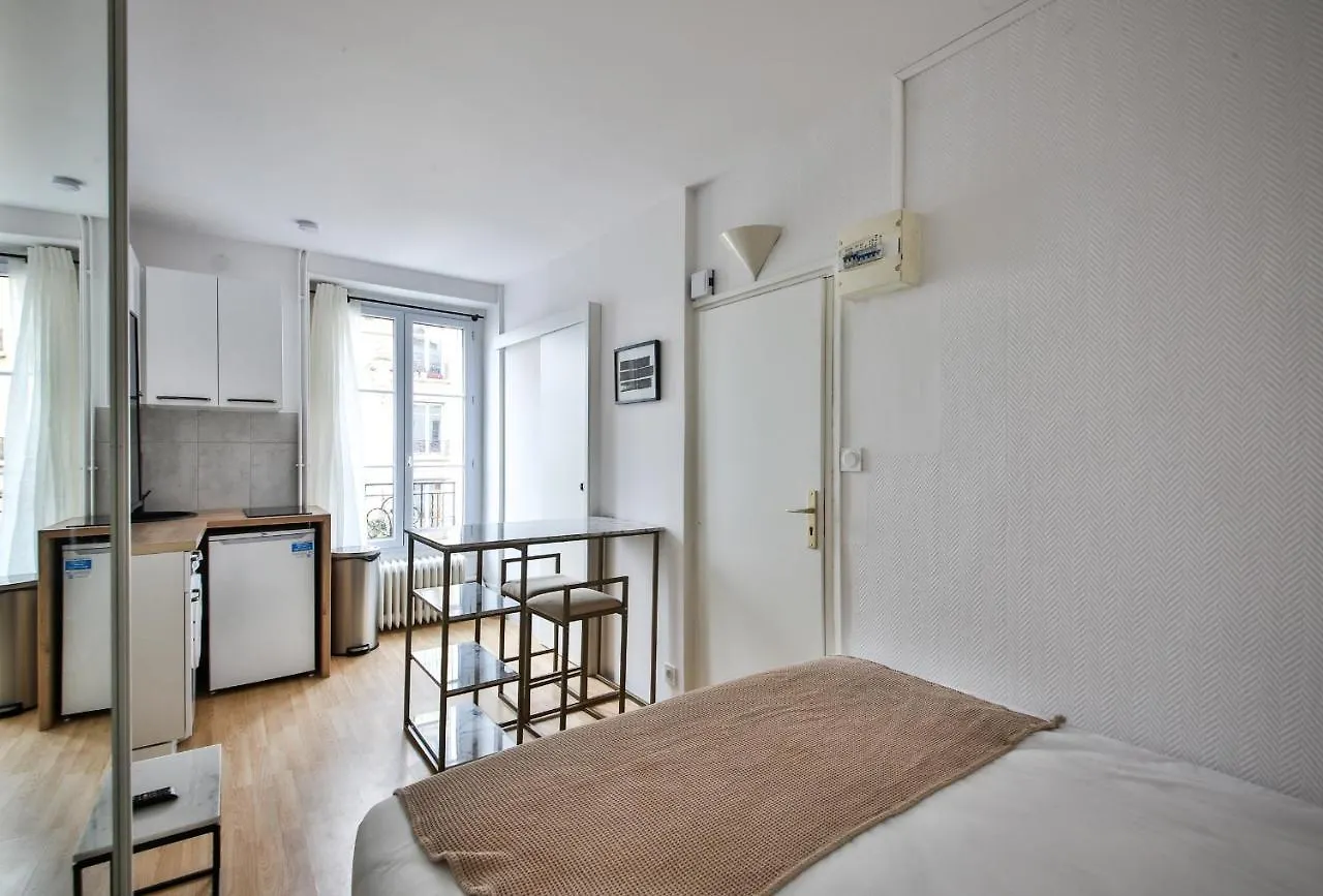 33#Studio 2Pers#Sevres-Lecourbe#Necker Paris